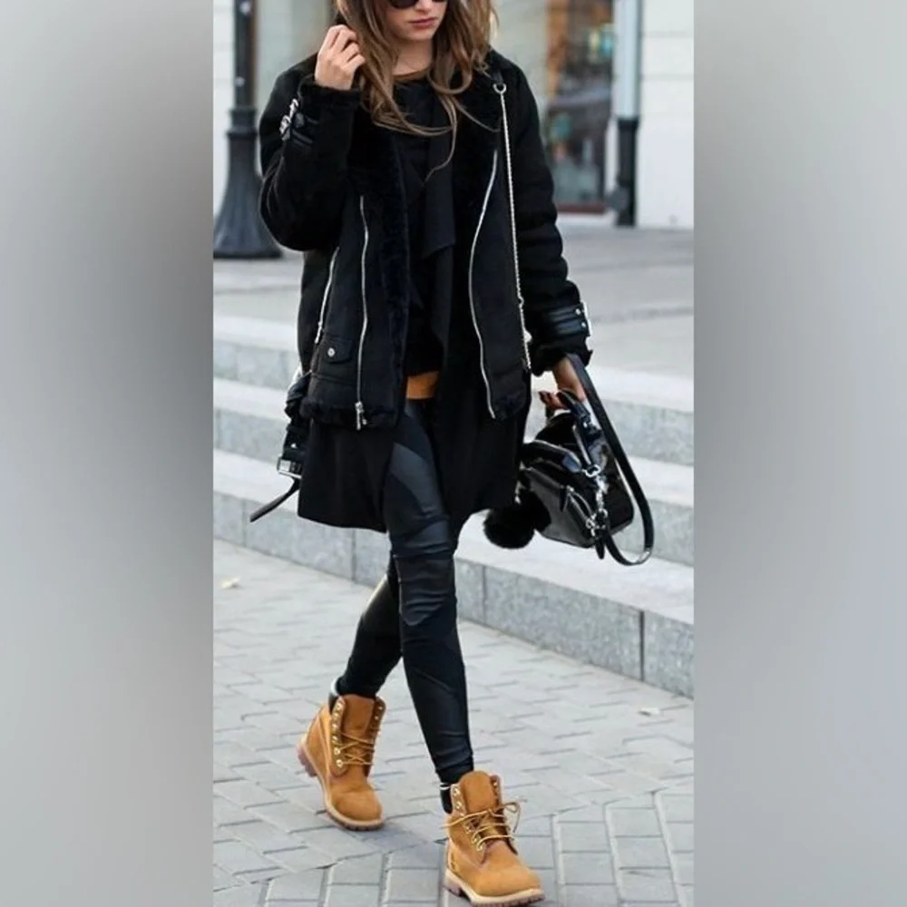 Womens Timberland Boots - Picture 9 of 11